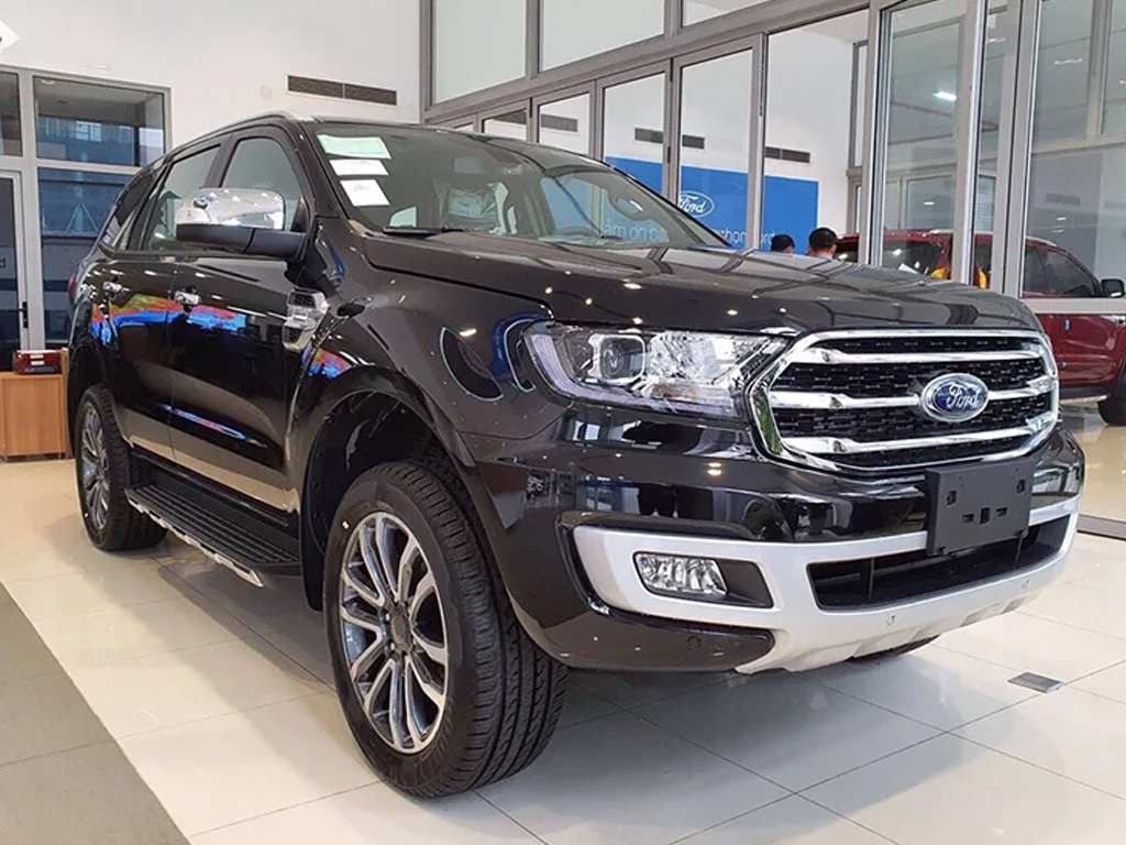 so-sanh-pajero-sports-2021-vs-ford-everest