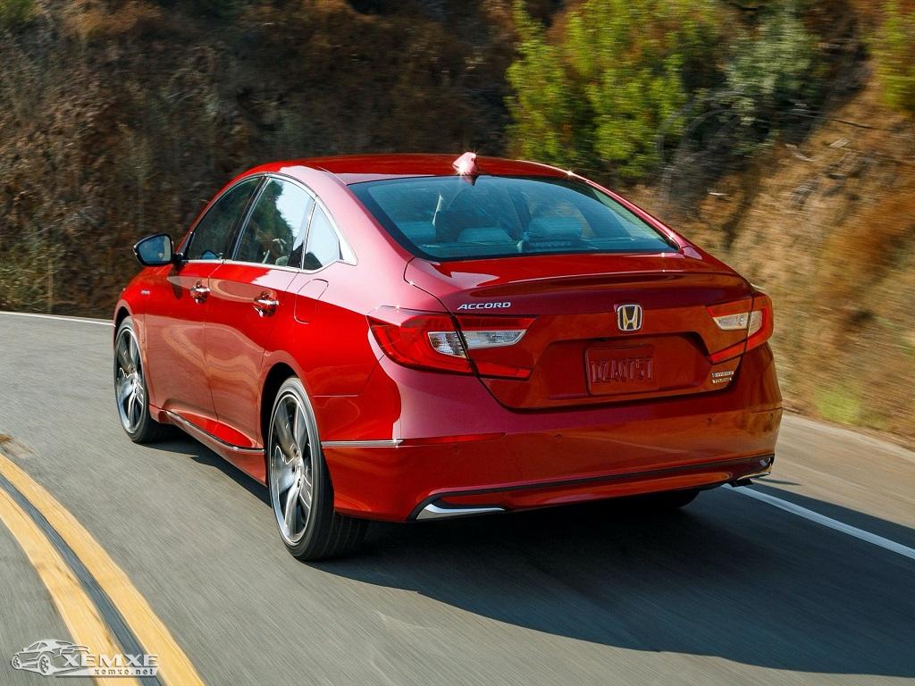 Đuôi xe  Honda Accord 2021 mang đến sự đổi mới khi có hệ thống chiếu sáng