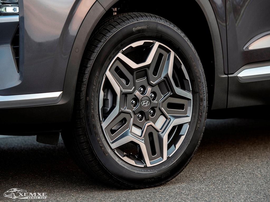 Thiết kế mâm bánh 5 chấu của Hyundai SantaFe 2021 Thiết kế mâm bánh 5 chấu của Hyundai SantaFe 2021