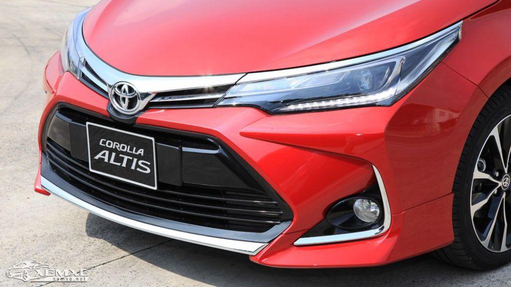 đánh giá Toyota Corolla Altis 2021 
