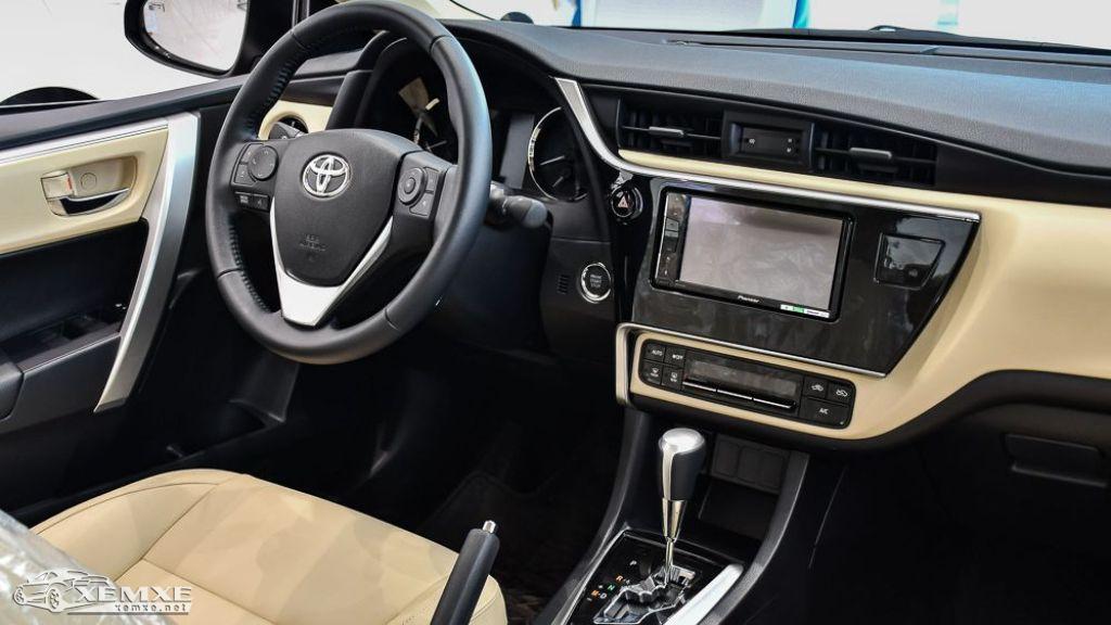 đánh giá Toyota Corolla Altis 2021 