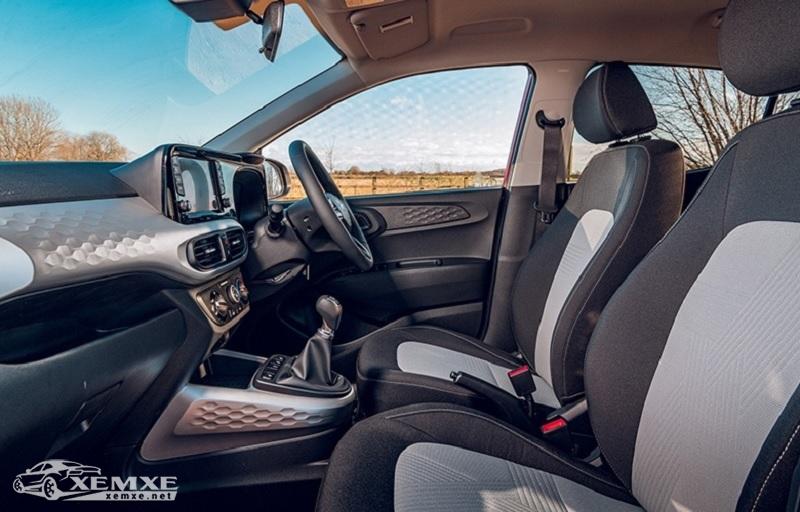 i10-2022-hatchback